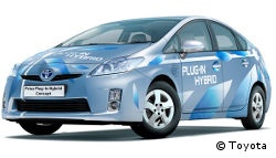 Der Toyota Prius Plug-in kann bis zu 20 km weit rein elektrisch fahren